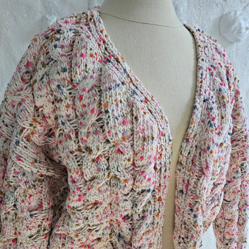 Moon & Madison Confetti Chenille Cable Knit Cropped Cardigan Small Winter Fall - Picture 5 of 12